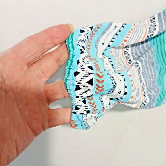 Hyped Unicorn Large Boho Artsy Mini Dress, Chic Layered V-Neck with 3/4 Sleeve - Picture 4 of 11